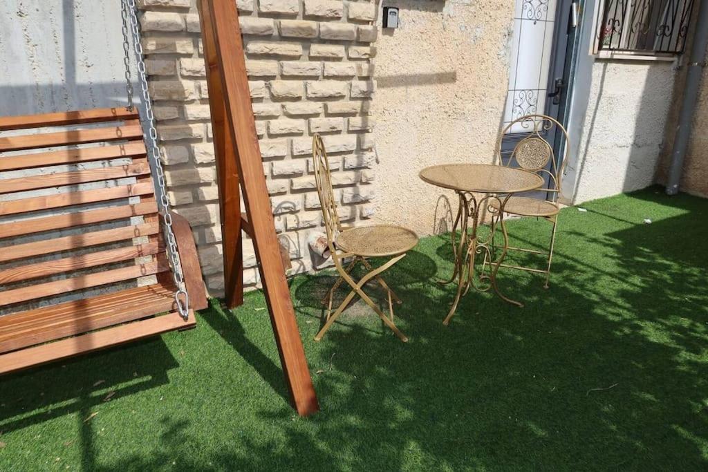 יחידת נופש מקסימה - אפשרות לבריכה Apartment Safed Exterior photo